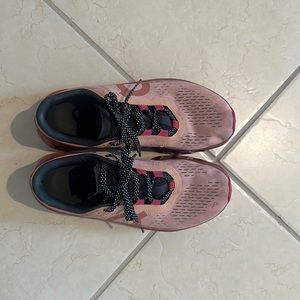 Cloudmonster shoes Rose/Cork, size 9